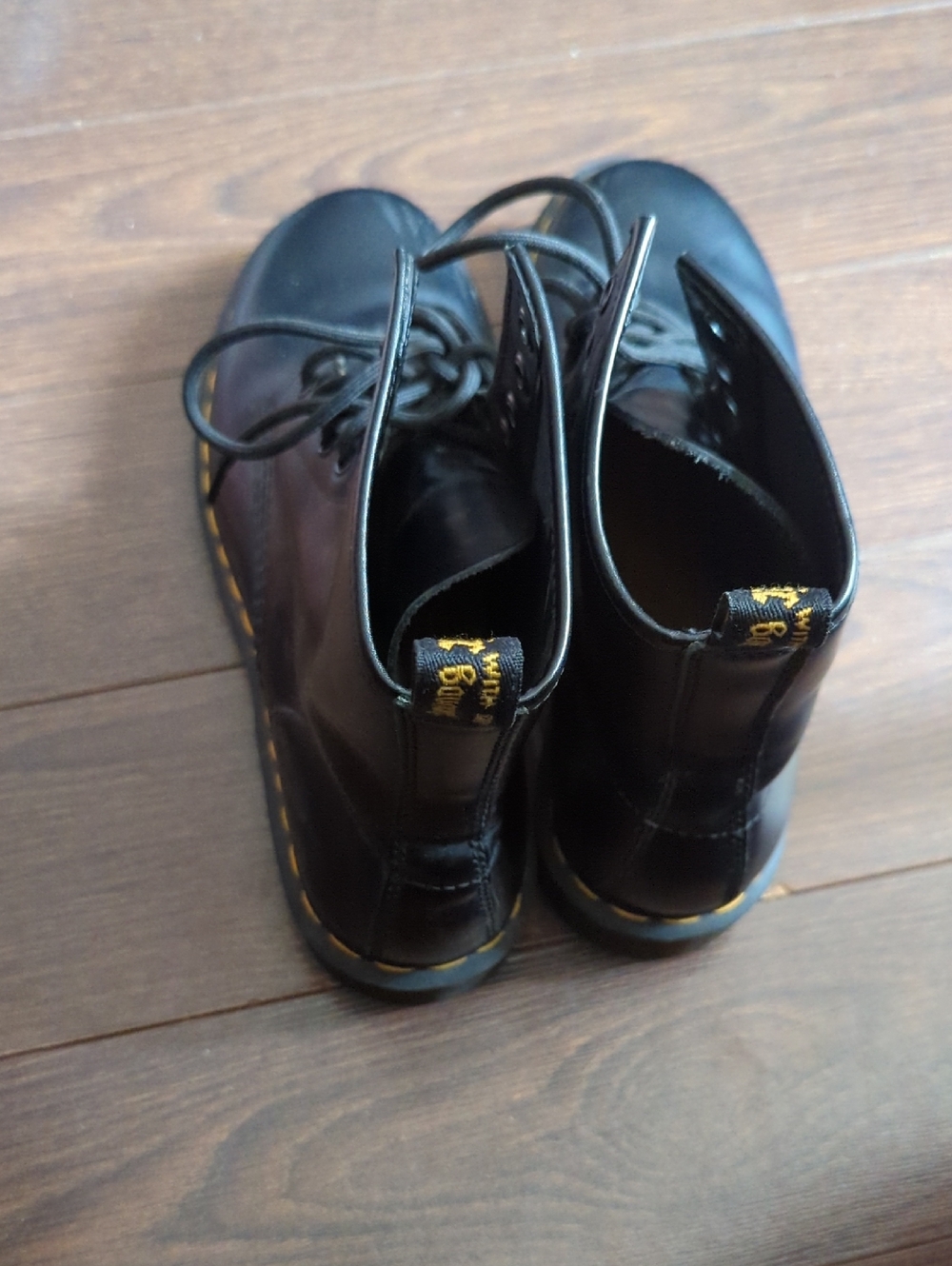 Dr. Martens 1460 Women's Smooth Leather Lace Up Boots - Picture 6 of 12